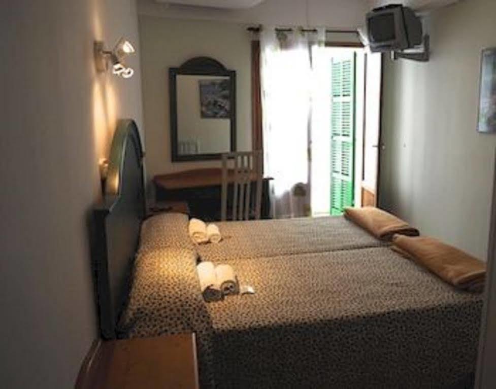 Blu Hostal Diana Port de Alcudia  Luaran gambar